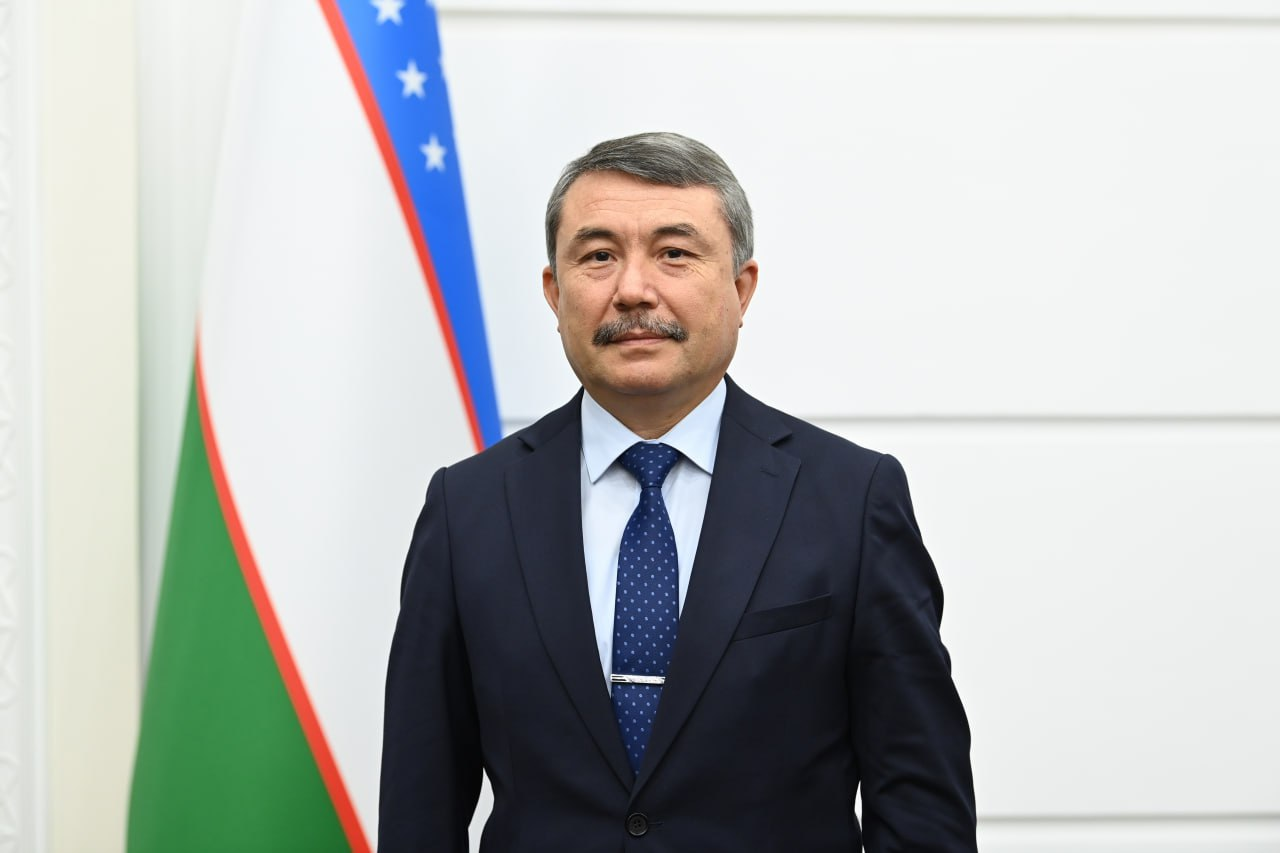 Friends with Benefits komediyasini onlayn tomosha qiling