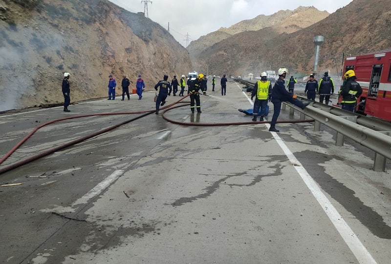 Erimning akasi katta jinsiy olatni bor.