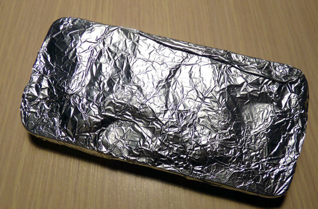 Qishloq fohishalari uyali telefonda suratga olishgan va sobiqlar tomonidan yuborilgan