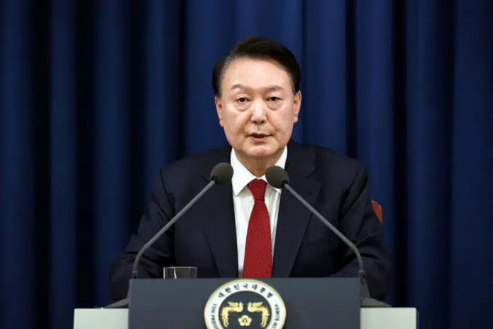 Janubiy Koreya prezidentini hibsga olishga ruxsat berildi