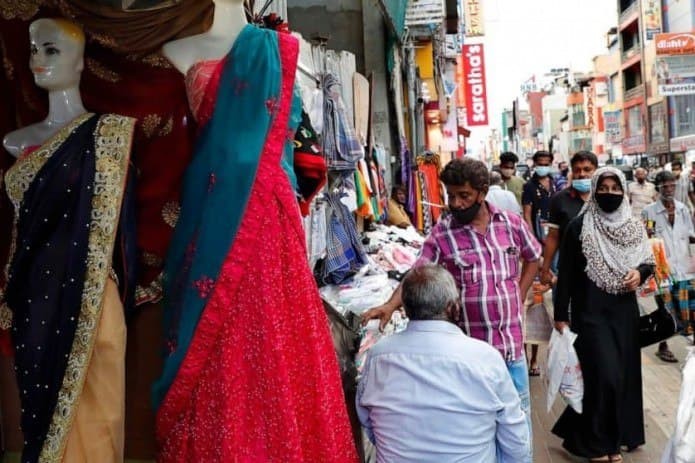 Sri Lanka to ban burqas, close Islamic schools