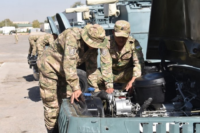 Uzbekistan establishes licensing procedure for military equipment production
