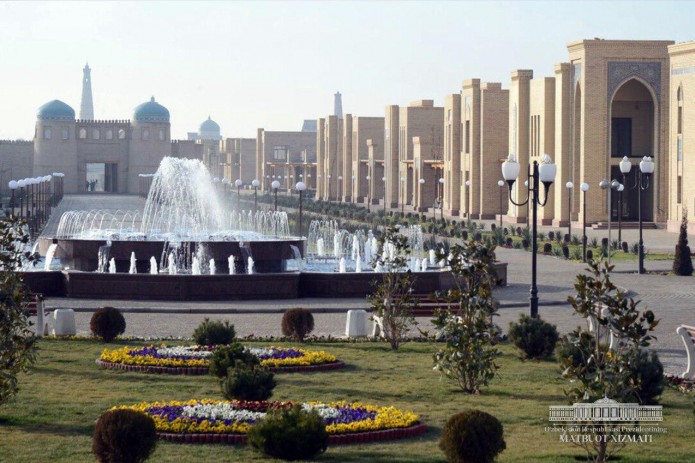 Qizi otasining qozini sorishni yaxshi koradi Braziliyalik-jingalak qizlar porno rasmlar