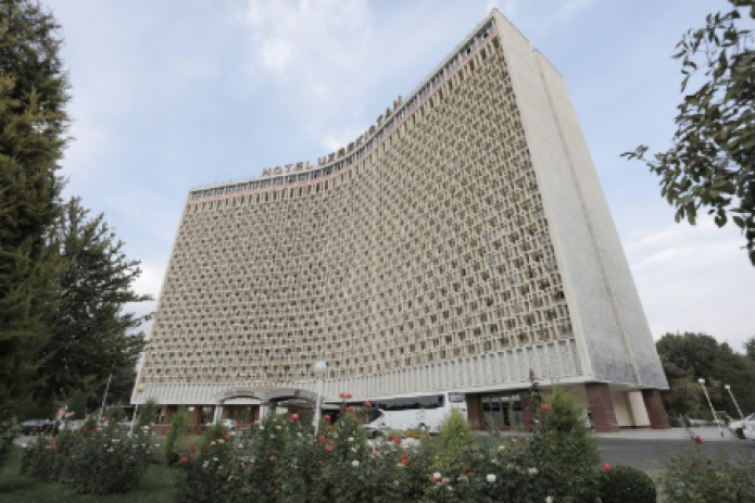 Госдоля гостиницы "Узбекистан" продана