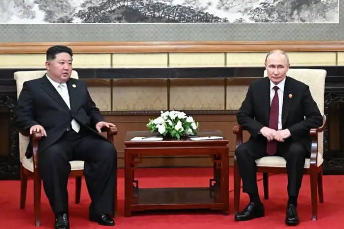 Kim Chen In Putin bilan uchrashuvda Rossiyani har tomonlama qo‘llab-quvvatlashga va’da berdi