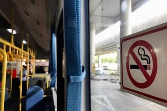 O‘zbekistonda bolalar va homilador ayollar mavjud bo‘lgan transportlarda sigareta chekish taqiqlanadi
