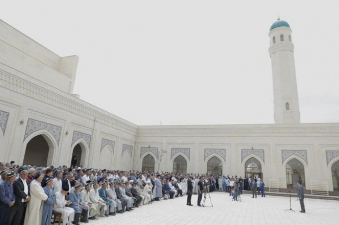 "Vaqf" fondi qariyb 112 mlrd so‘m mablag‘ni masjidlar va ziyoratgoh xodimlari uchun sarflagan