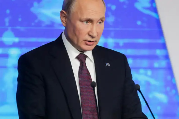 Putin Yevropani Ukrainadagi urushni cho‘zayotganlikda aybladi