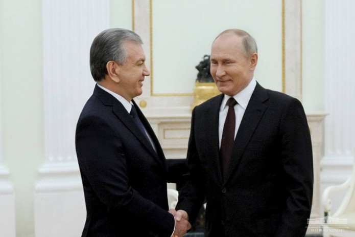 Shavkat Mirziyoyev Vladimir Putin bilan telefon orqali muloqot qildi