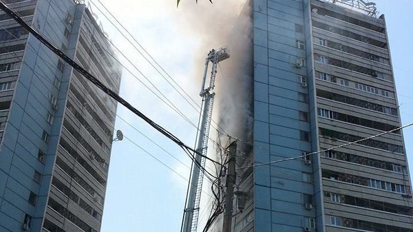 В 16-этажном доме на площади Х.Алимжана произошел пожар