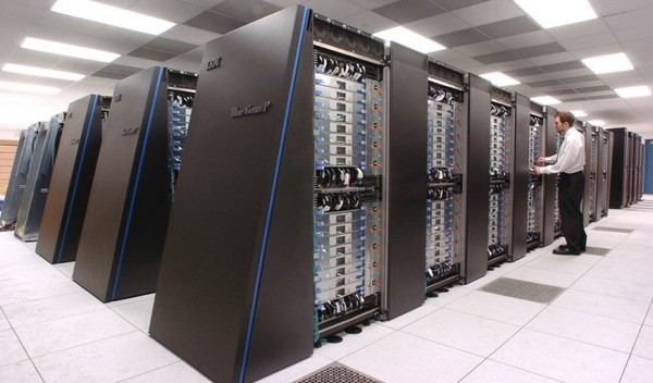 Lenovo покупает подразделение IBM по производству серверов на архитектуре x86