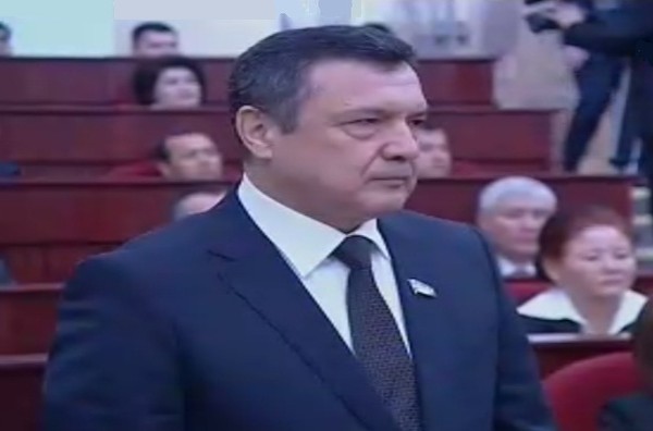 Вице спикер узбекистана. Содик сафоев. Садык сафаев узбекистан. Демократическая партия узбекистана «миллий тикланиш». Посол кыргызстана в узбекистане.