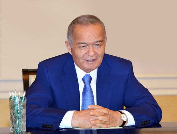 Президент Узбекистана наградил сотрудников Минобороны, правоохранительных органов и МЧС