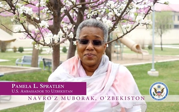 Посол США направила праздничное поздравление народу Узбекистана