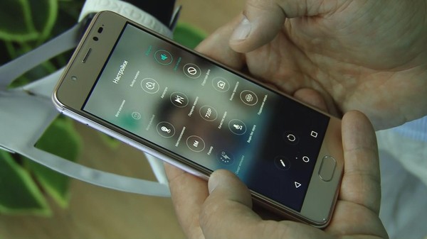 Видео: Artel представил флагманский смартфон компании - P5