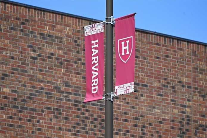 AQSH sudi Harvard xalqaro talabalari uchun viza cheklovini vaqtincha to‘xtatdi