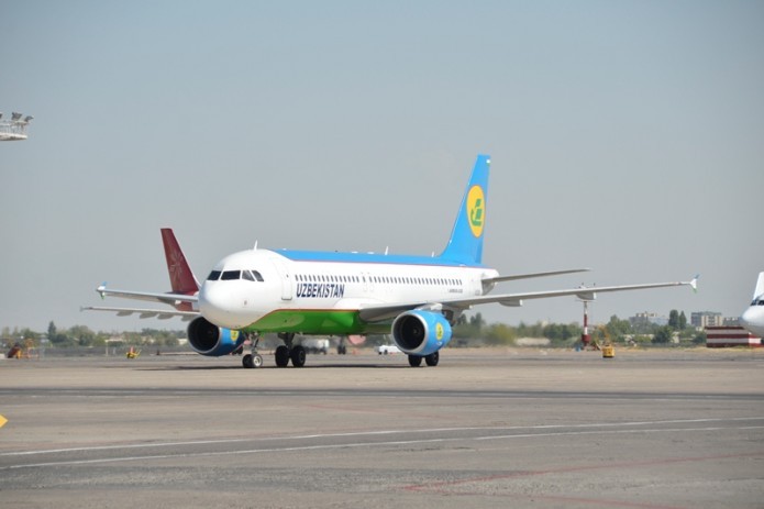 В Uzbekistan Airways решили пока не создавать лоукостер
