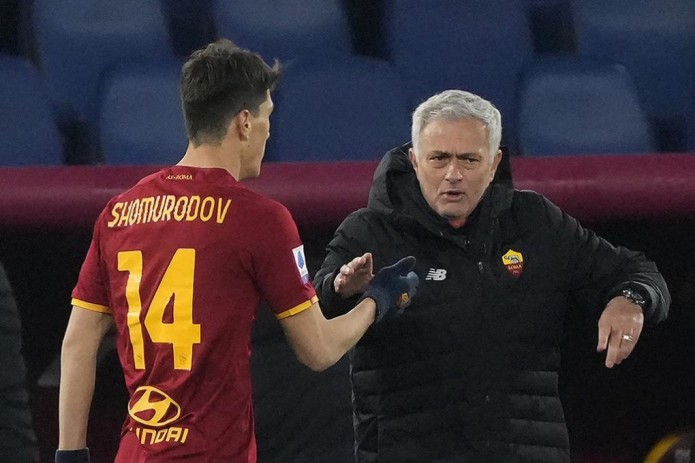 Joze Mourinyo Eldor Shomurodovning “Roma”dagi kelajagiga oydinlik kiritdi