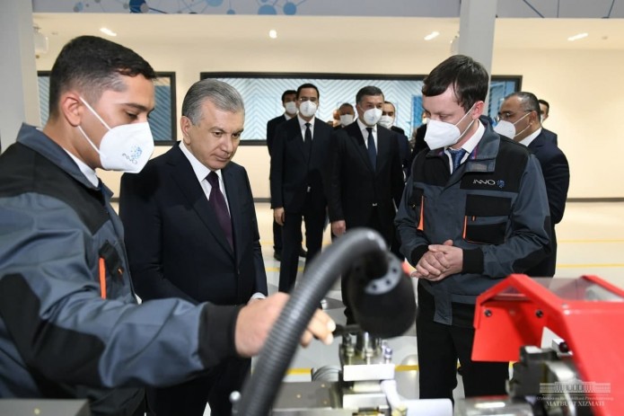 Президент Шавкат Мирзиёев посетил Инновационный технопарк в Ташкенте
