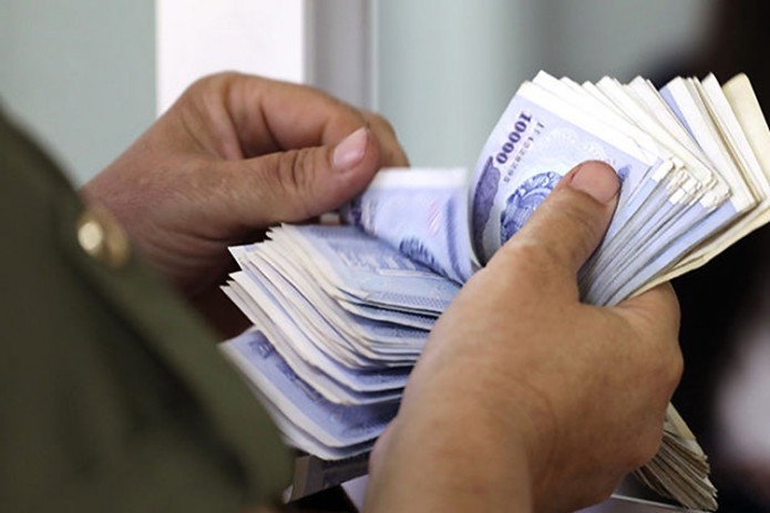 Salaries, pensions and allowances will be issued in cash