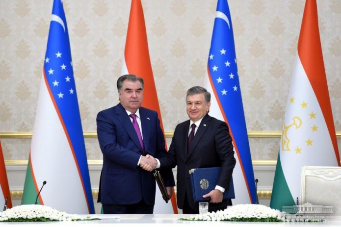 Узбекистан и Таджикистан стали стратегическими партнерами