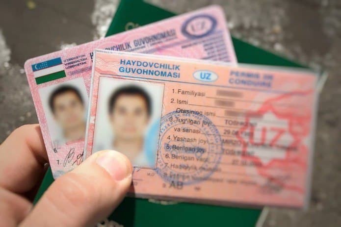 В Узбекистане приостановили замену водительских удостоверений