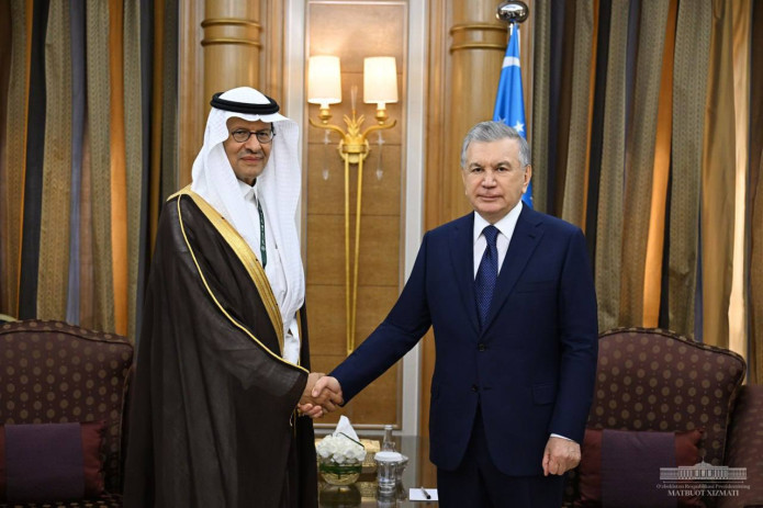 Shavkat Mirziyoyev Ar-Riyodda Saudiya Arabistoni energetika vaziri bilan uchrashdi