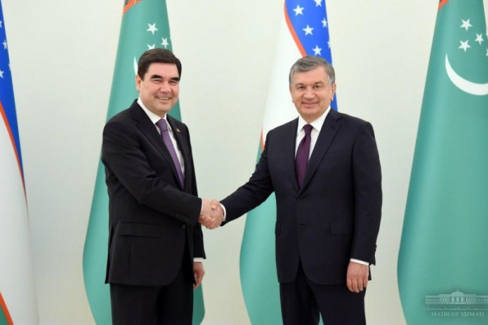 Начались переговоры Президентов Узбекистана и Туркменистана