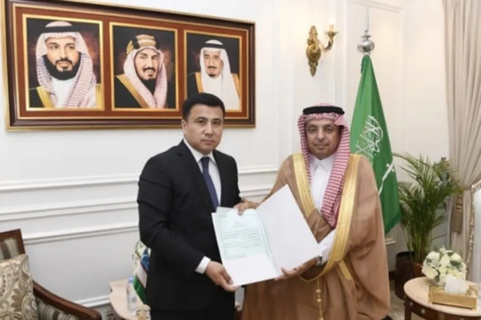 2025-yilgi Haj mavsumida o'zbekistonlik ziyoratchilar uchun munosib sharoit yaratish masalasini muhokama qilindi