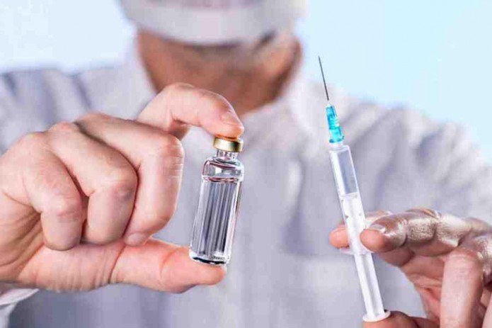 WSJ: США испытывают непроверенные препараты на зараженных коронавирусом китайцах