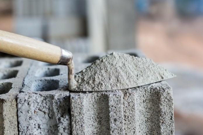УзРТСБ: Биржевые цены на цемент снизились в среднем на 17%