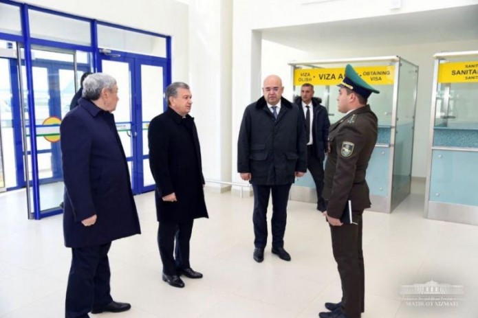 Шавкат Мирзиёев осмотрел международный аэропорт "Нукус"