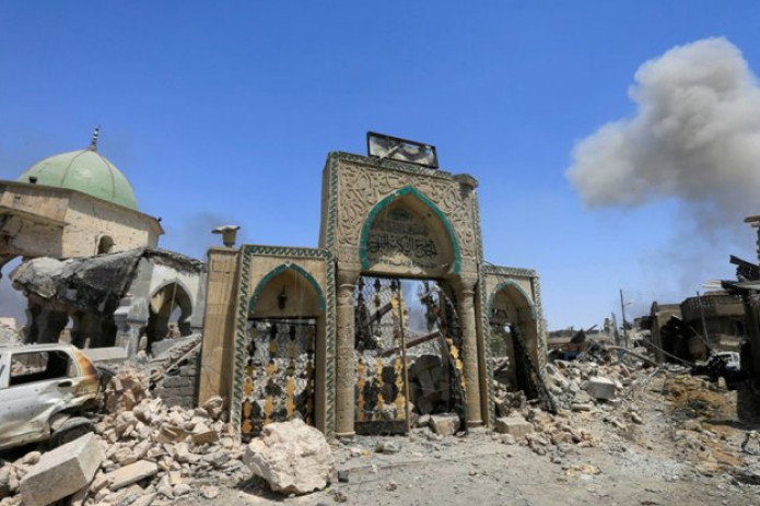 Iroq shimolidagi masjid hududidan beshta yirik bomba topildi