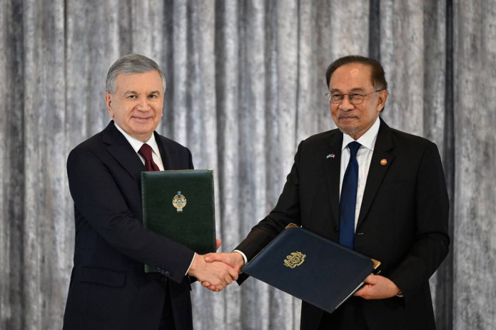 Shavkat Mirziyoyev va Anvar Ibrohim Strategik sheriklik yo‘lida ikki tomonlama hamkorlikni chuqurlashtirish to‘g‘risida qo‘shma bayonot imzoladi