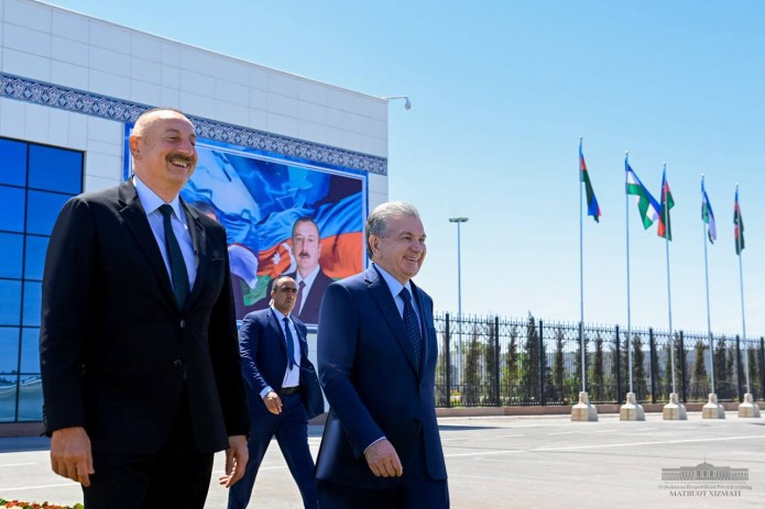Визит президента Азербайджана в Узбекистан завершился
