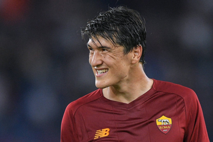 Eldor Shomurodov – yana bir bor «Roma»da oyning eng yaxshi futbolchisiga aylandi