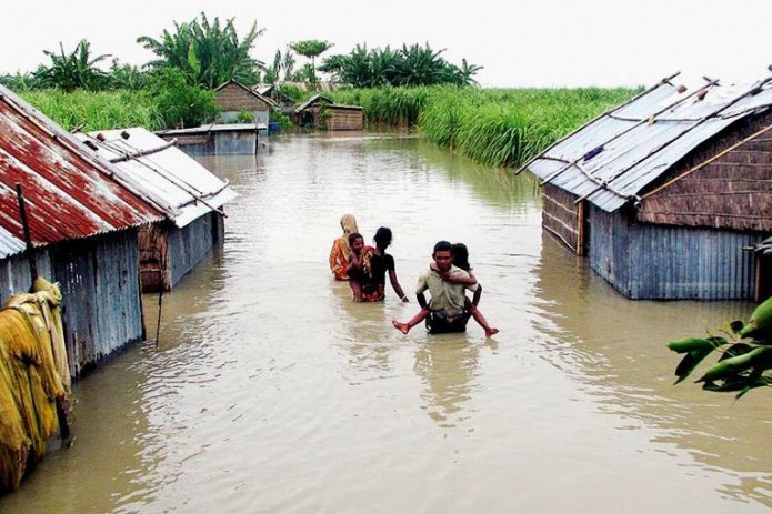 Более 160 человек стали жертвами наводнений в Южной Азии