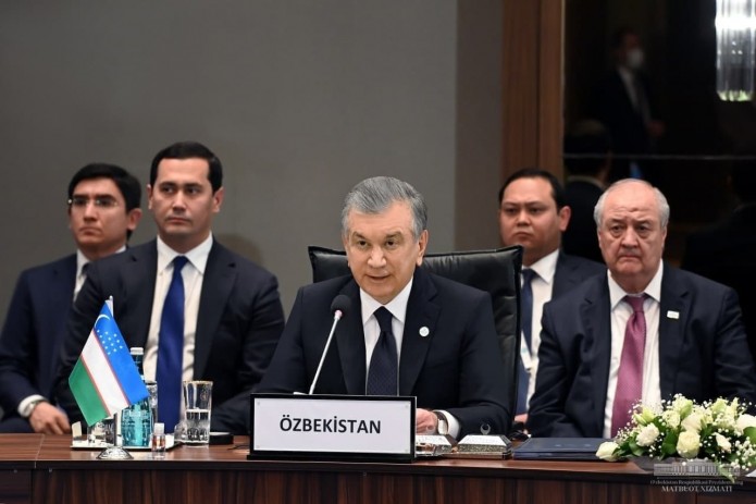 Президент Узбекистана выступил с важными инициативами на саммите Тюркского совета
