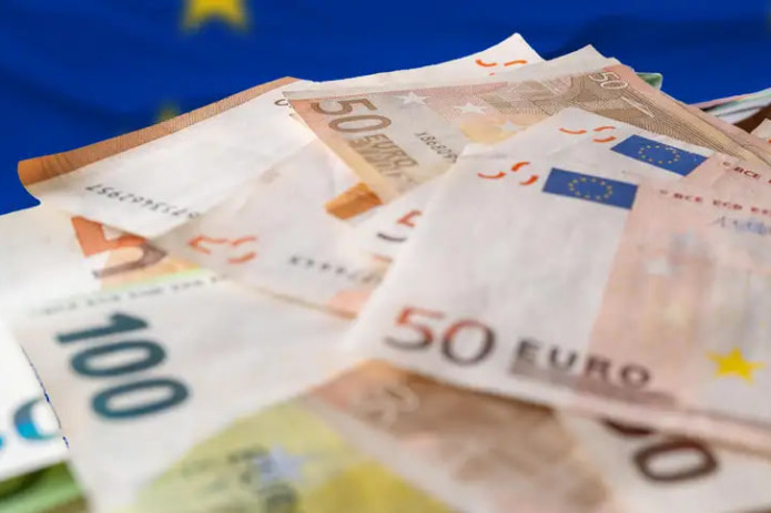 Yevropa Ittifoqi Ukrainani Vengriyani chetlab o'tib moliyalashtirish rejasini tayyorlamoqda