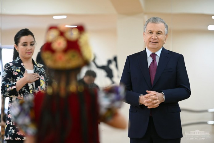 Prezident Toshkent shahridagi 1-bolalar musiqa va san’at maktabini ko‘zdan kechirdi