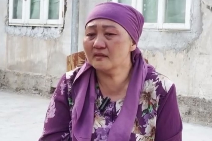 Toshkent viloyatida nashida eshitgani uchun 3 yilga qamalgan yigitning onasi prezidentga va Oliy sudga murojaat yo‘lladi
