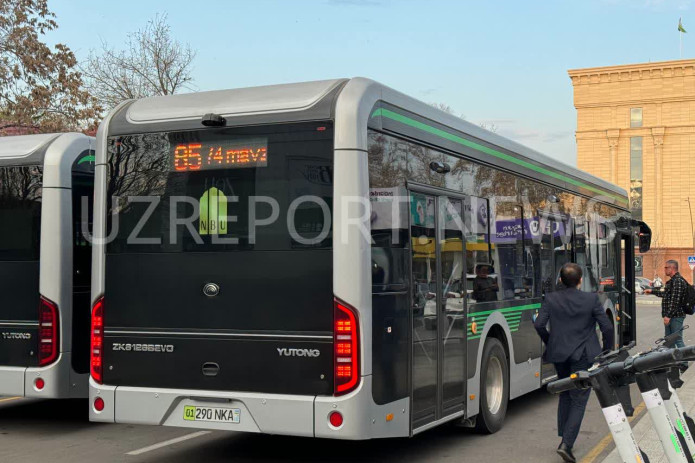 Toshkentda 1-oktabrdan metro va avtobuslarda yoʻl haqi oshiriladi - 2500 so'm
