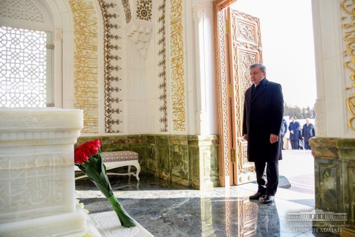 Samarkand opens Islam Karimov`s mausoleum