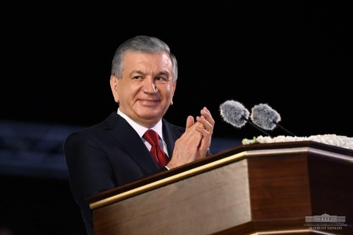 Президент Шавкат Мирзиёев направил праздничные поздравления учителям и наставникам Узбекистана