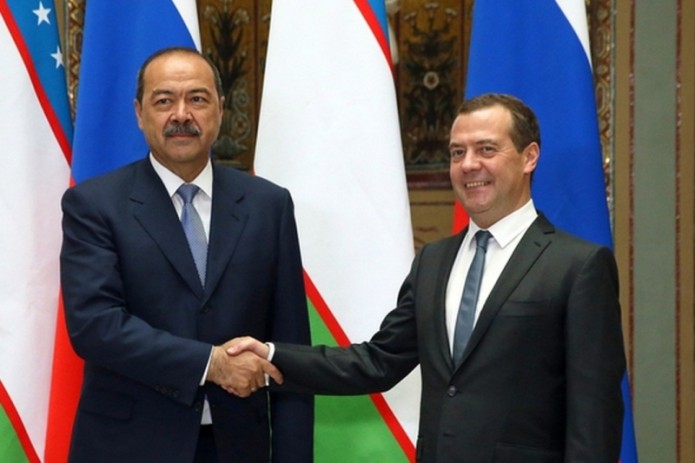 Абдулла Арипов и Дмитрий Медведев проведут переговоры в Москве