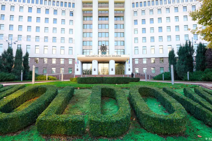 Moldova MDHdan chiqish jarayonini boshladi