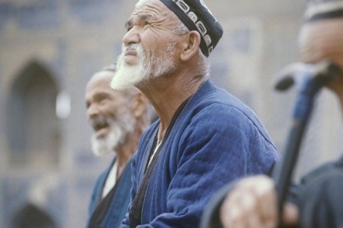 Bugun keksalar va nogironlarni manzilli ijtimoiy himoya qilish to'g'risida Hukumat qarori qabul qilingan kun