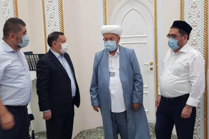 Din ishlari bo'yicha qo'mita raisi va Muftiy "Olmazor" tumanidagi masjidning yangi binosini ko'zdan kechirdilar