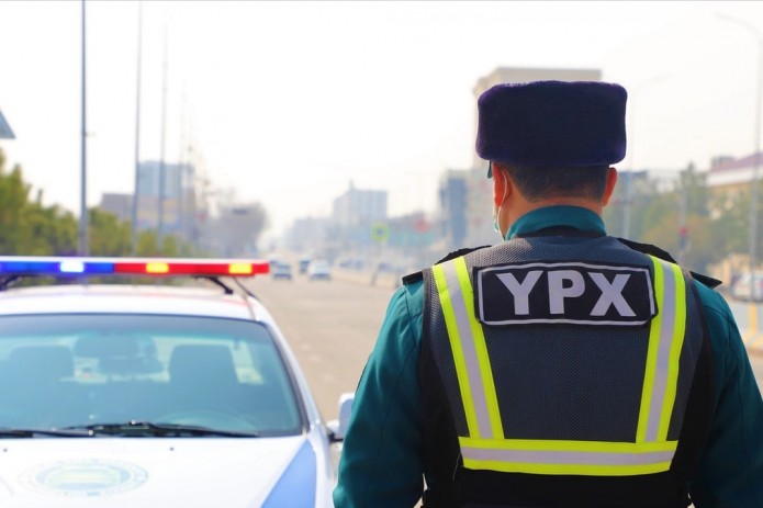Samarqandda YPX xodimi pogonini yulib, uni do'pposlagan haydovchiga elektroshoker qo‘lladi