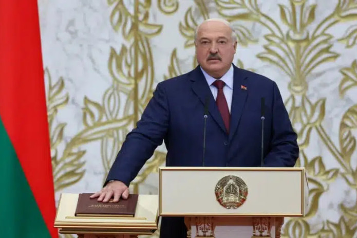 Lukashenko yettinchi marta Belarus prezidenti bo‘ldi